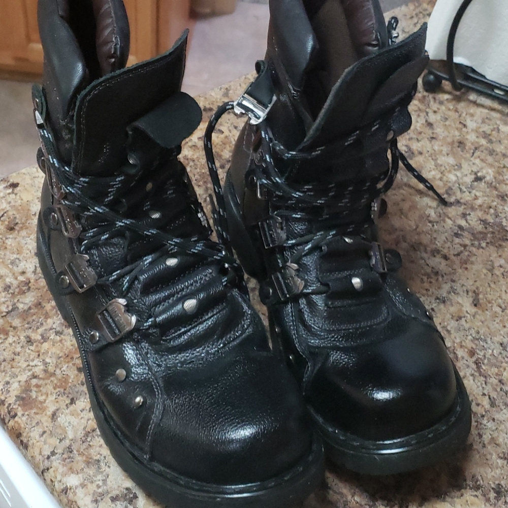 Goth lace up boots